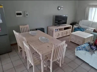 6 seater dinning table