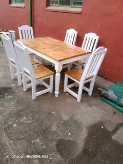 6 seater dinning table with 6 chairs available