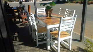 6 seater dinning table with 6 chairs available