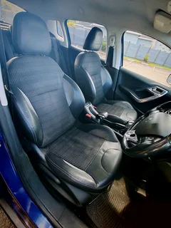 2015 Peugeot 2008 Crossover Active – Compact SUV