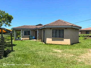 Big House for sale at Umgababa Emnsinsini