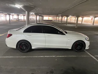 2016 Mercedes-Benz C63S AMG