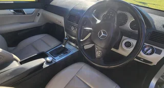 2009 Mercedes-Benz C200