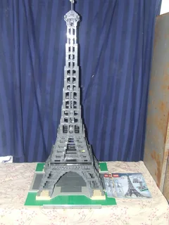 Lego Eiffel Tower 10181