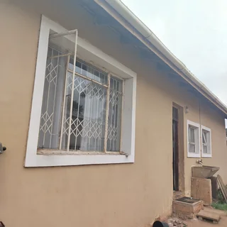 House - Ad posted by pinky mthekethi