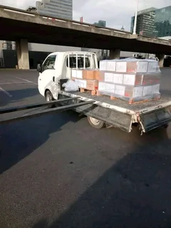 BAKKIE FOR HIRE AT AN AFFORDABLE PRICE BOTH LONG AND SHORT(LOCAL) DISTANCE