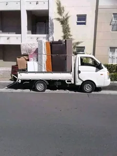 BAKKIE FOR HIRE AT AN AFFORDABLE PRICE BOTH LONG AND SHORT(LOCAL) DISTANCE