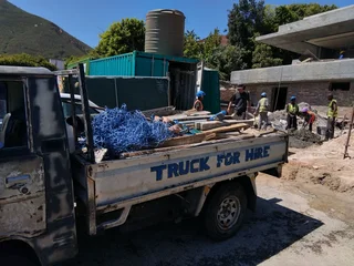 CAPE TOWN GARDEN REFUSE REMOVAL, TREE FELLING, YARD CLEANING,