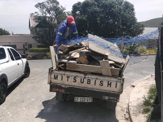 December Special For Tree Felling:garage Cleaning::stump Removal::garden Refuse Removal