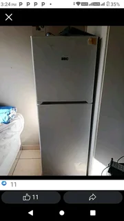 Fridge/freezer for sale