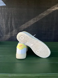 Nike Air Force 1 - Neon Yellow