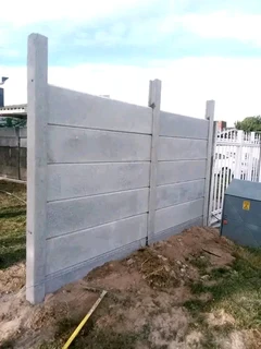 Vibcrate boundary wall