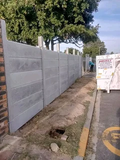 Vibcrate boundary wall