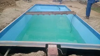 Swimming pool installation