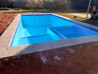 Swimming pool installation