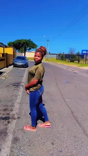 Cleaning or nanny is looking for work