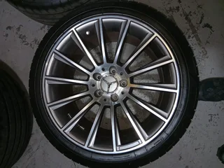 18inch AMG rims with tyre&#39;s