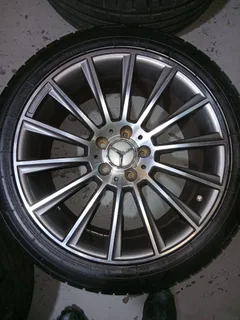 18inch AMG rims with tyre&#39;s