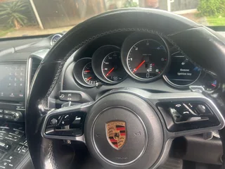 Porsche Cayenne 2016