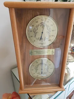 Oakwood  hygrometer and  thermometer.
