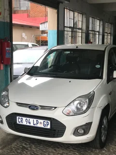 2013 Ford Fiesta Hatchback