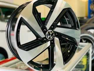 17”5X100 Milton Style Alloy Wheels for VW Polo – Set of 4