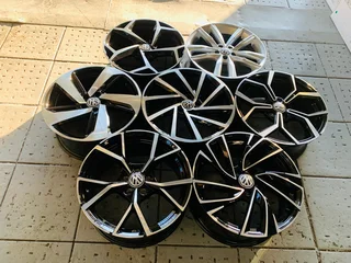 17”5x100 VW with 7,5J ET35 Year-End Promo Alert! 