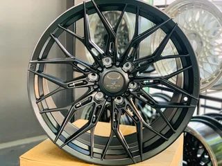 20”6x139 Black Toro mags with 9.0J ET15 marked at R15000 4x4 Bakkie mags #BT340