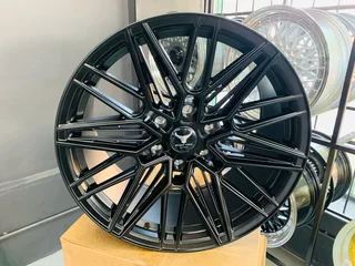 20”6x139 Black Toro mags with 9.5J  ET20marked at R15000 4x4 Bakkie mags #BT250
