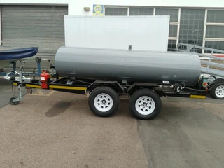 2000 Liter Mild Steel Diesel Tanker