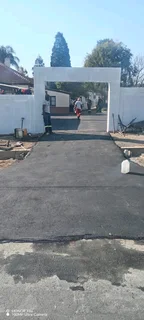 tar driveways, parkings