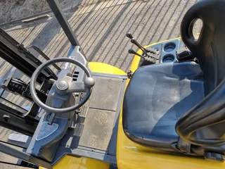 MAJOR PRICE CUTS!! Linde OM XD25 Forklift  - SPOOKY SPECIALS