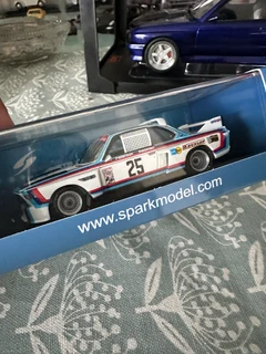 Bmw 3.0 Csl "12 Hours Of Sebring" 1:43 Spark Models