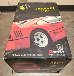 Rivarossi Ferrari f40 by Pocher - model kit in 1:8 scale FOR SALE