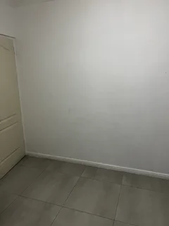 A room to rent in a 3 bedroom apartment