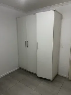 A room to rent in a 3 bedroom apartment