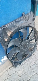 FAN W 205 MERCEDES BENZ
