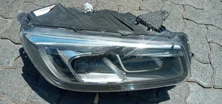 RIGHT SIDE HEADLIGHT ISUZKI BREEZE