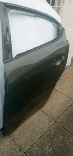 LEFT SIDE BACK DOOR MAZDA 3 HATCHBACK