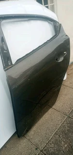 LEFT SIDE BACK DOOR MAZDA 3 HATCHBACK