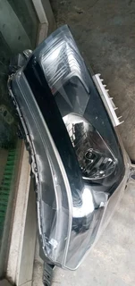 Right Side Headlight Nissan Navara