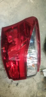 LEFT SIDE BACK LIGHT SUV ISUZU