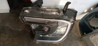 LEFT SIDE LED HEADLIGHTS FORD RANGER T9