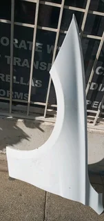 LEFT SIDE FENDER  BMW F31