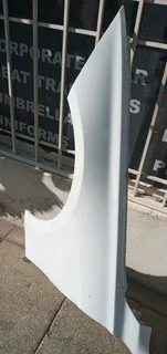 LEFT SIDE FENDER  BMW F31