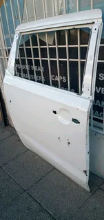 RIGHT SIDE SLIDING DOOR KIA SEDONA