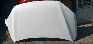 BONNET TOYOTA URBAN CRUISER