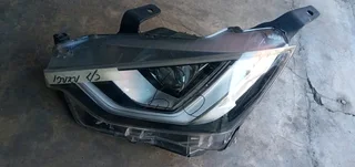LEFT SIDE XENON HEADLIGHT ISUZU
