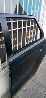 LEFT SIDE BACK DOOR FORD EVEREST