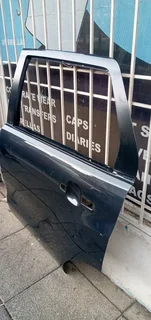 LEFT SIDE BACK DOOR FORD EVEREST